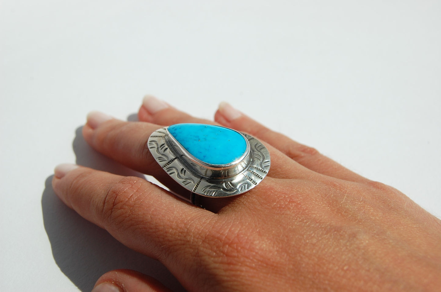 Flower Triangle Ring